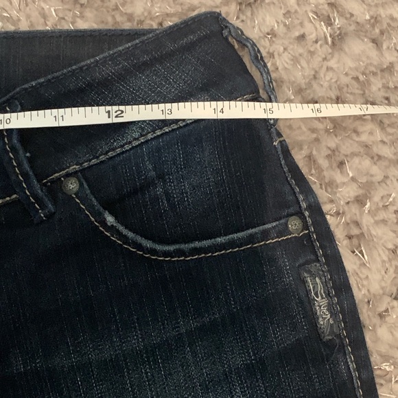 Silver NWOT SUKI Bootcut Dark-wash Denim 27W/36L - Picture 6 of 13